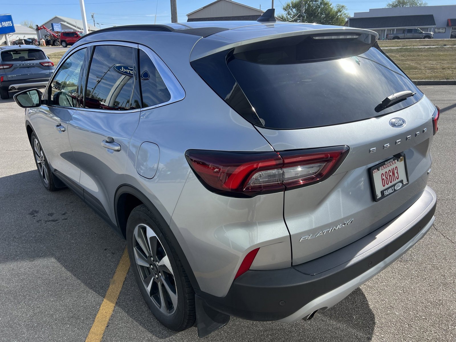 Used 2023 Ford Escape Platinum image 6