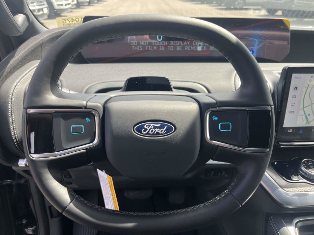 New 2027 Ford Expedition Platinum w/ Stealth Performance Package AWD/4WD image 16