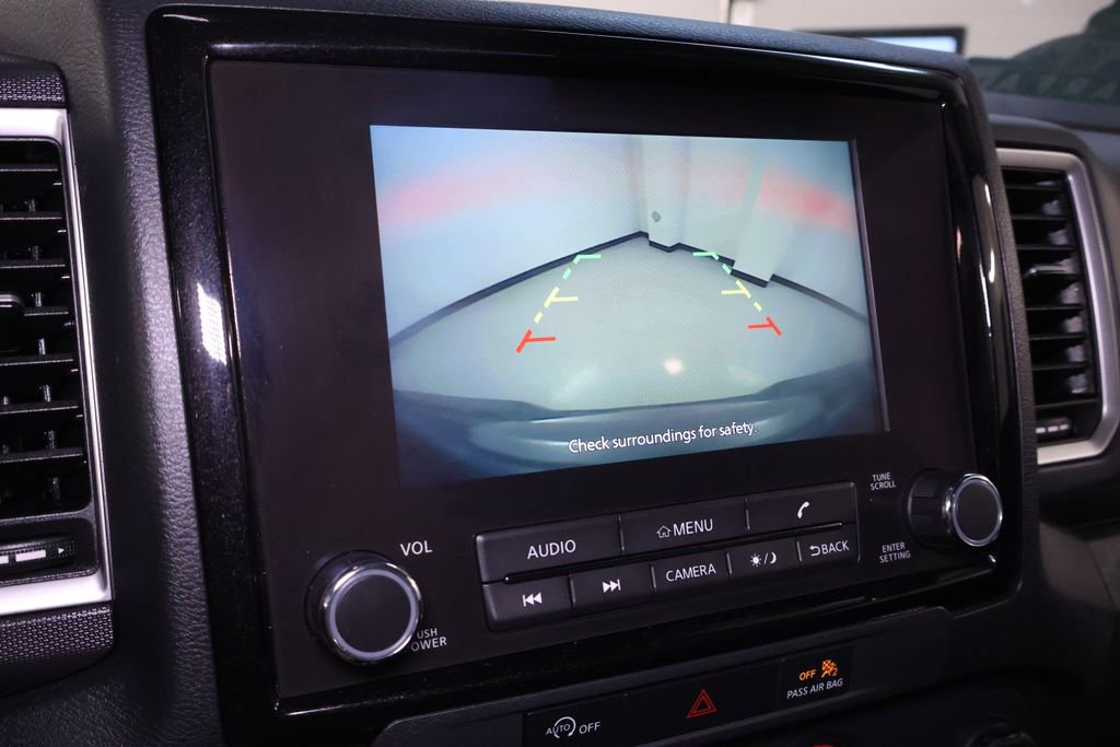 Used 2023 Nissan Frontier SV image 28
