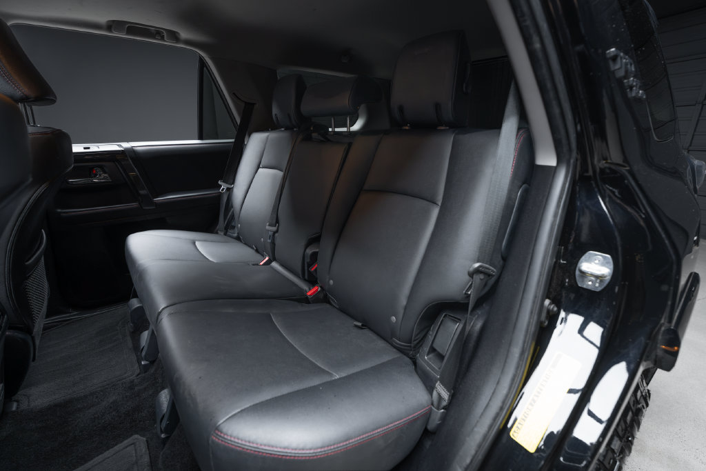 Used 2023 Toyota 4Runner TRD Off-Road Premium w/ Moonroof Package AWD/4WD image 39
