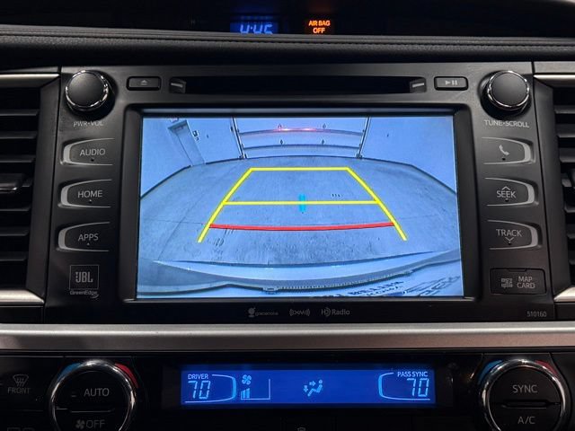 Used 2016 Toyota Highlander Limited Platinum FWD image 29