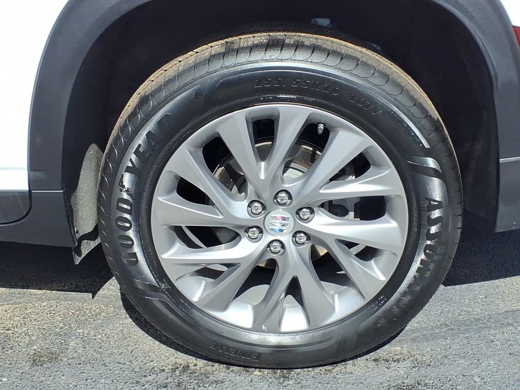 Used 2025 Buick Enclave Preferred AWD/4WD image 10