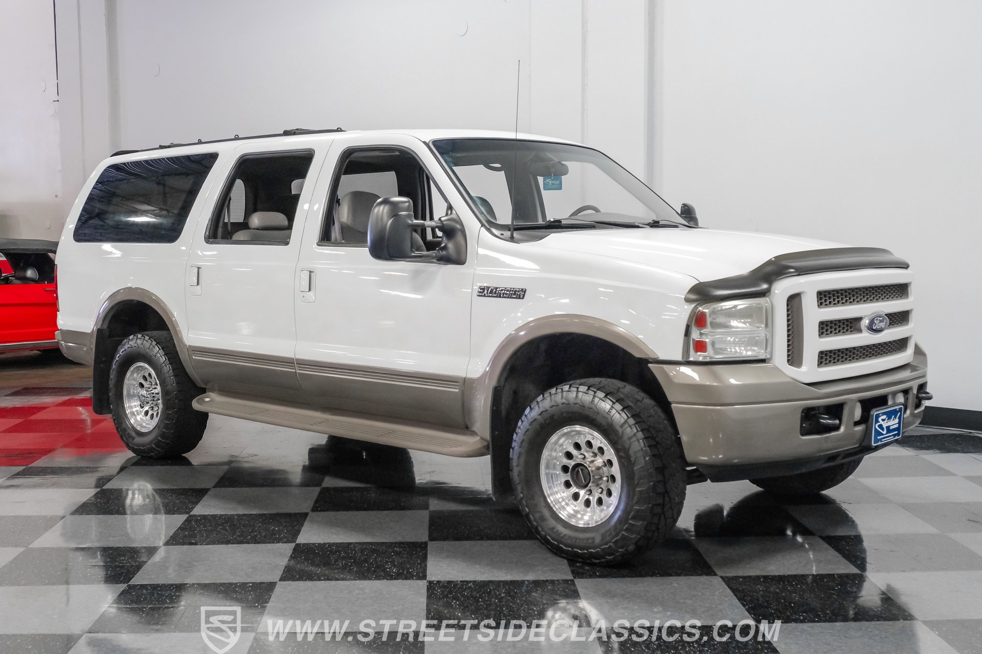 Used 2000 Ford Excursion Limited AWD/4WD image 13