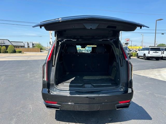 Used 2021 Cadillac Escalade ESV Sport Platinum AWD/4WD image 9