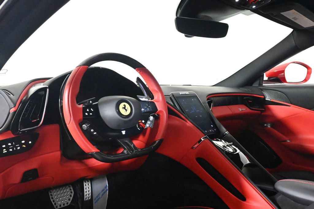 Used 2022 Ferrari Roma RWD image 3