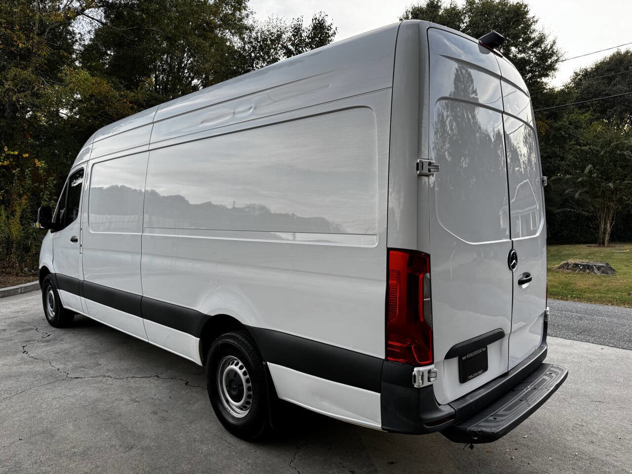 Used 2022 Mercedes-Benz Sprinter 2500 image 7