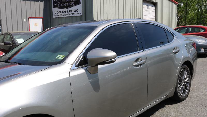 Used 2018 Lexus ES 350 w/ Premier Package FWD image 4