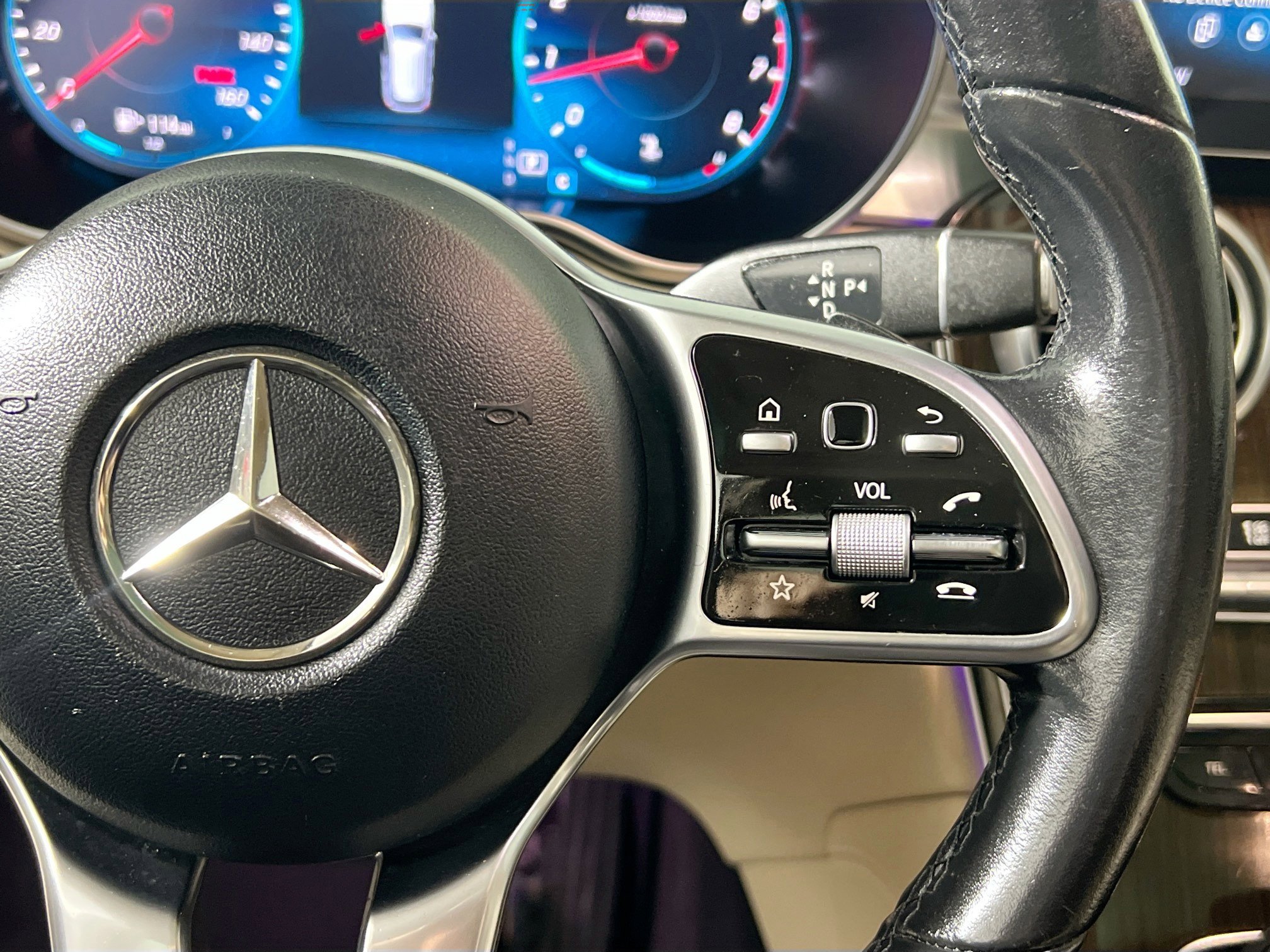 Used 2021 Mercedes-Benz GLC 300 image 19