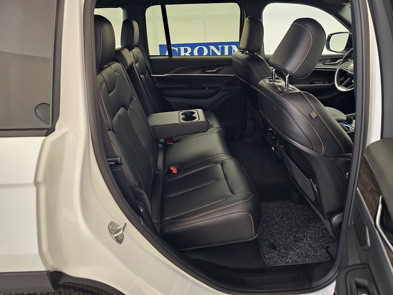 New 2026 Jeep Grand Cherokee Limited AWD/4WD image 29