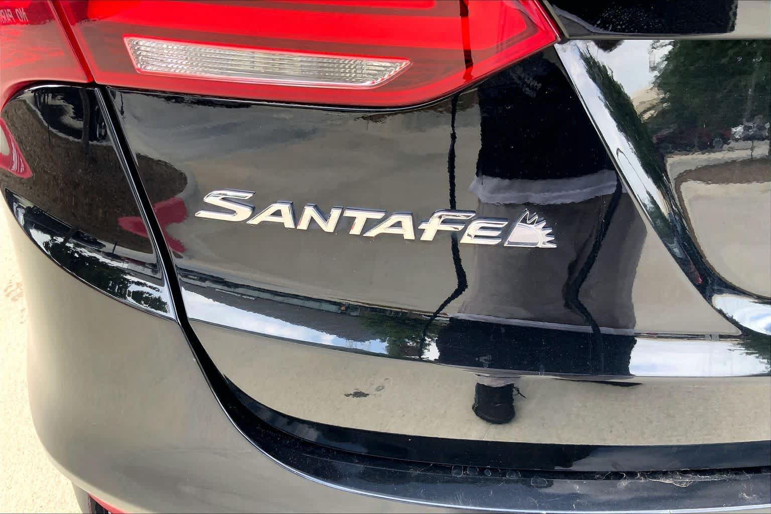 Used 2017 Hyundai Santa Fe Sport w/ 2.0T Ultimate Tech Package 05 FWD image 33