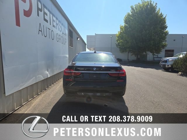 Used 2018 BMW 750i RWD image 5