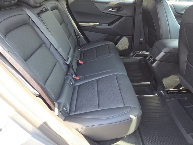 New 2027 Chevrolet Equinox LT w/ Convenience Package II FWD image 19