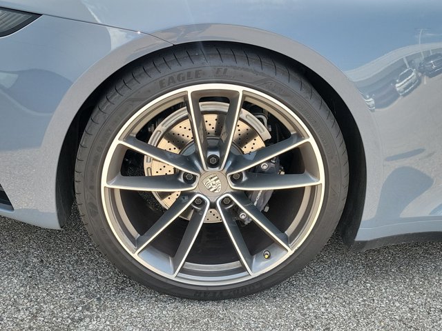 Used 2023 Porsche 911 Carrera RWD image 14