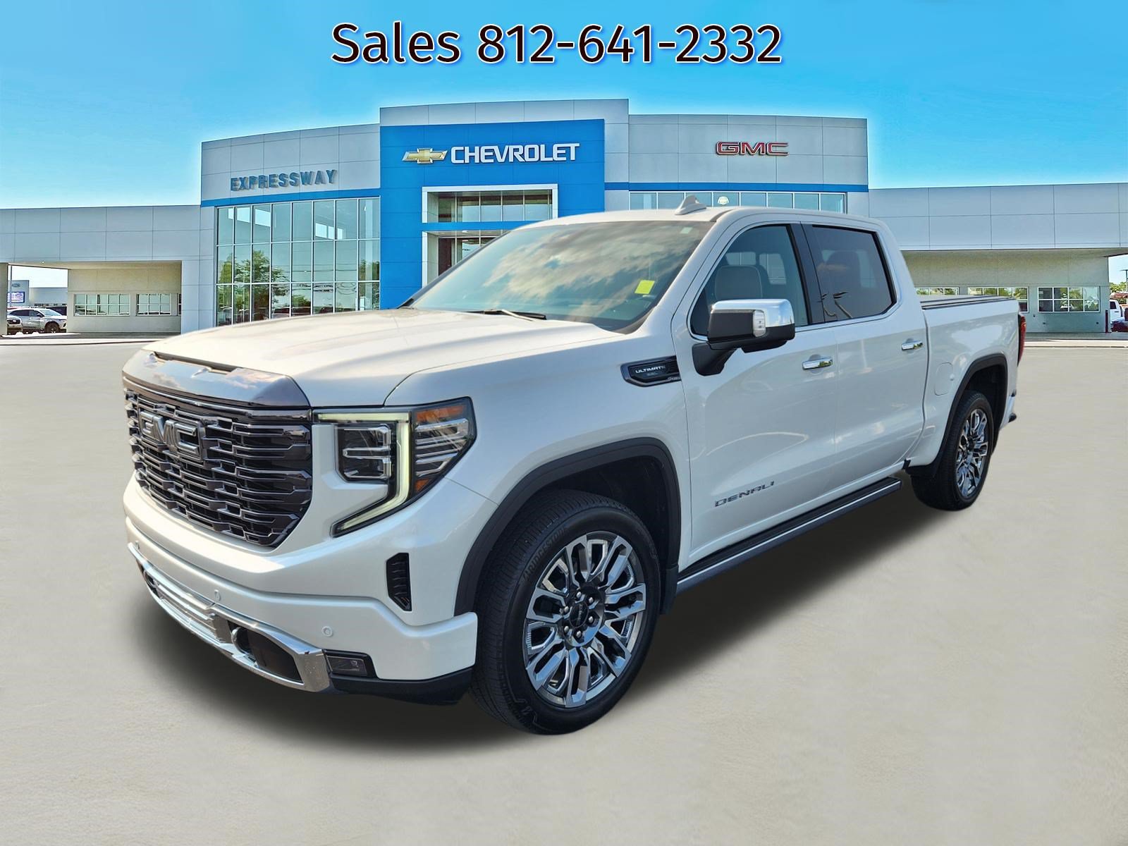 Used 2024 GMC Sierra 1500 Denali Ultimate AWD/4WD image 3