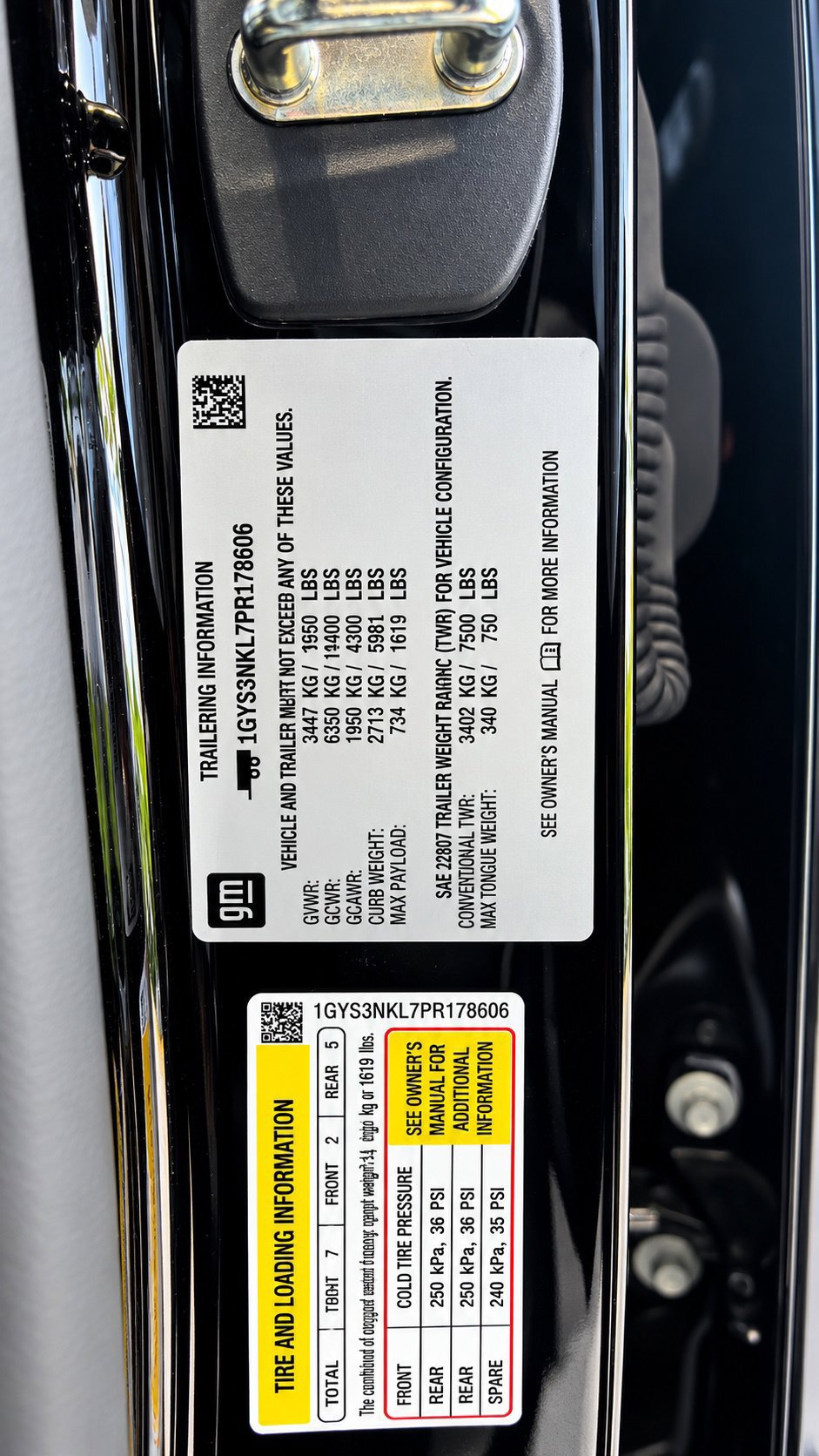 Certified 2023 Cadillac Escalade ESV Sport RWD image 20