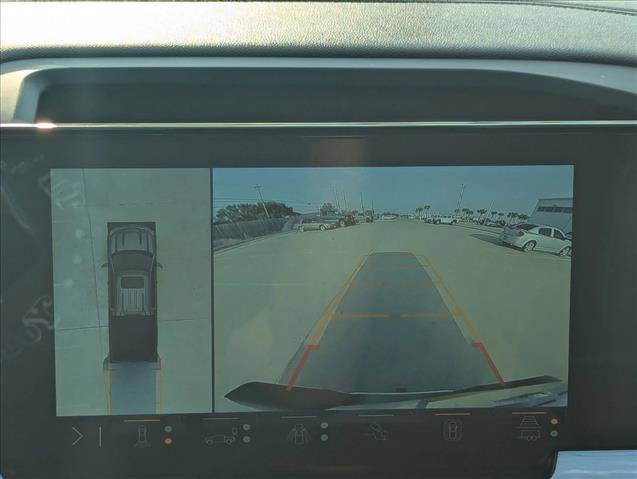 Used 2025 Chevrolet Silverado 1500 LT w/ Texas Edition Plus image 15