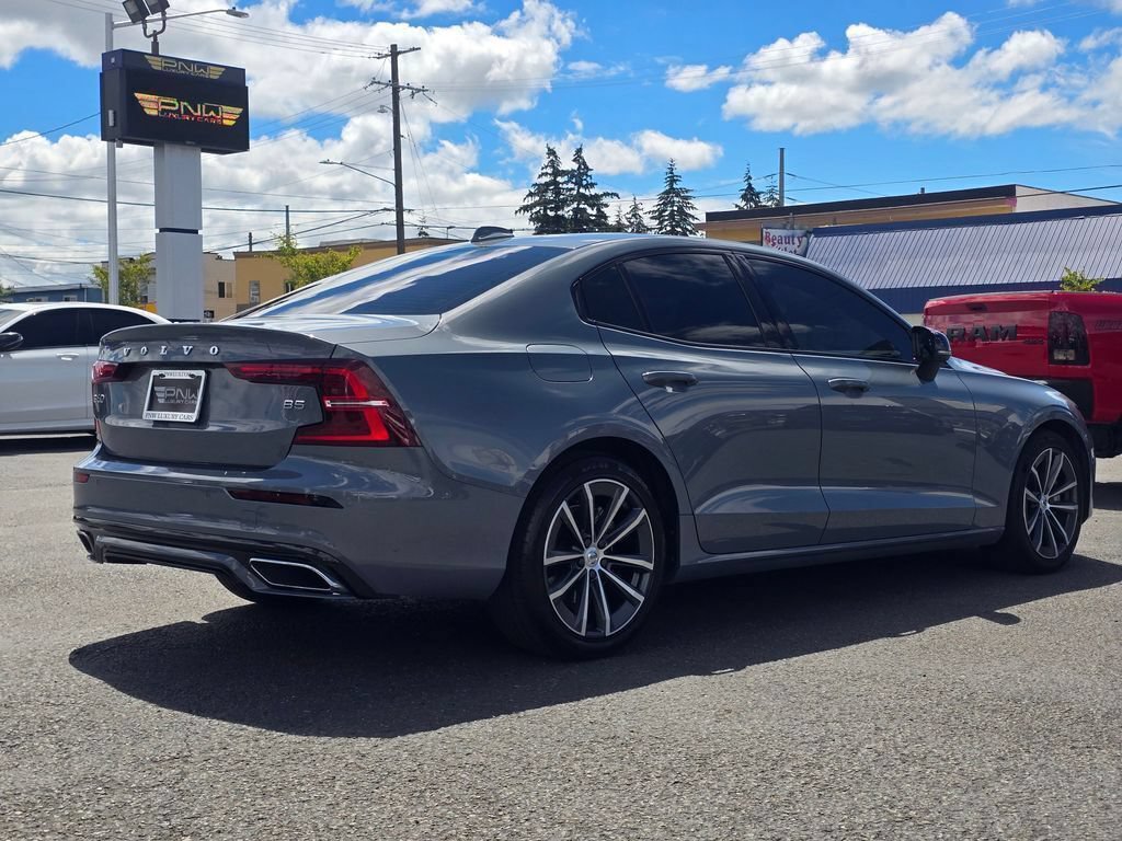 Used 2022 Volvo S60 B5 Momentum w/ Advanced Package FWD image 6