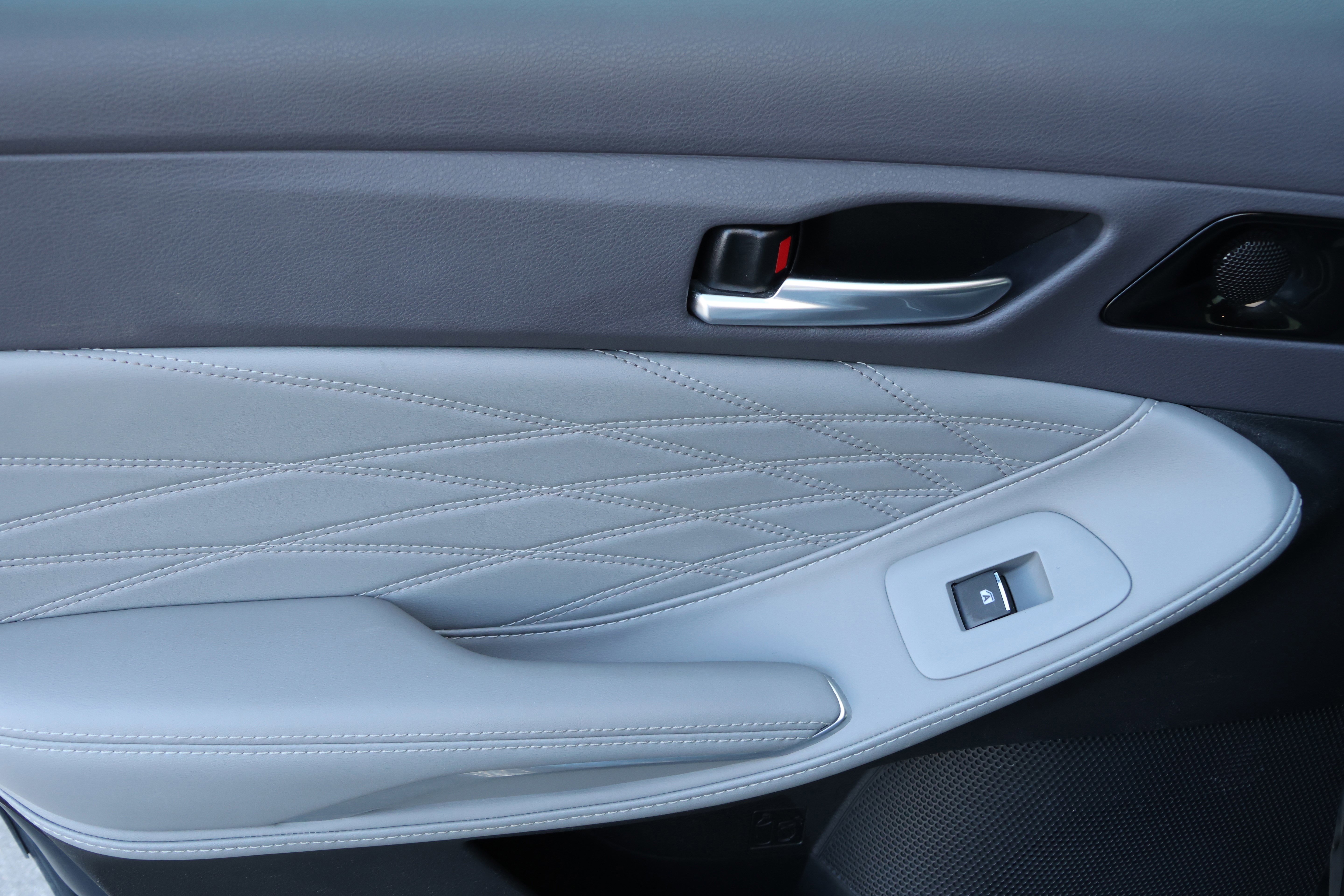 Used 2019 Toyota Avalon Limited w/ Advanced Safety Package image 34