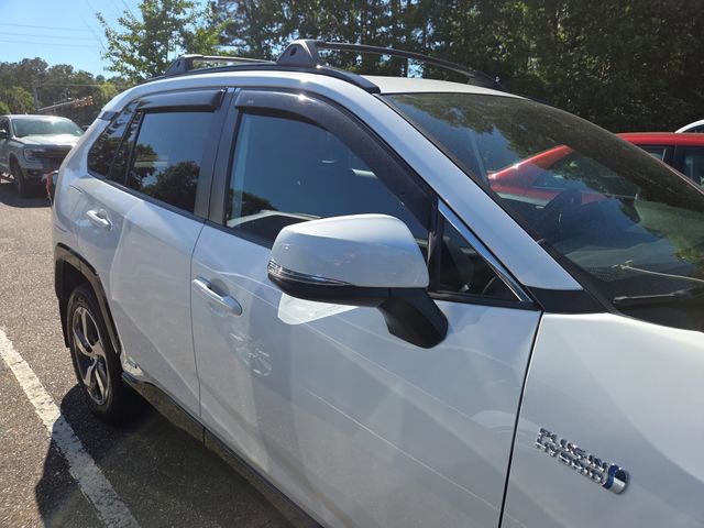 Used 2021 Toyota RAV4 SE w/ Weather & Moonroof Package AWD/4WD image 2