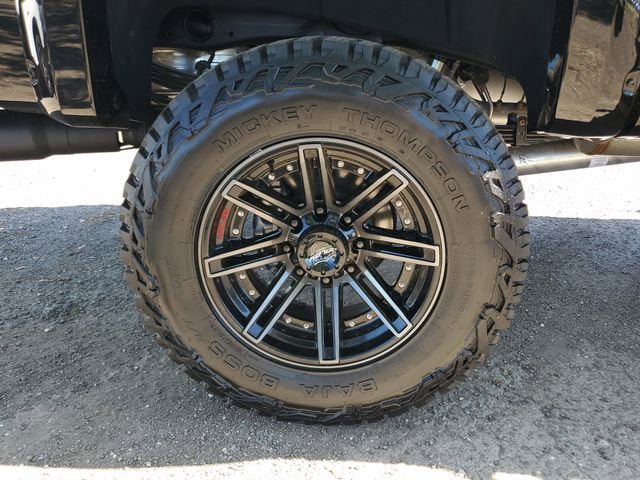 New 2026 GMC Sierra 2500 AT4 w/ Technology Package AWD/4WD image 6