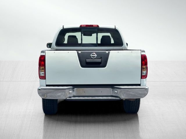 Used 2015 Nissan Frontier SV image 7