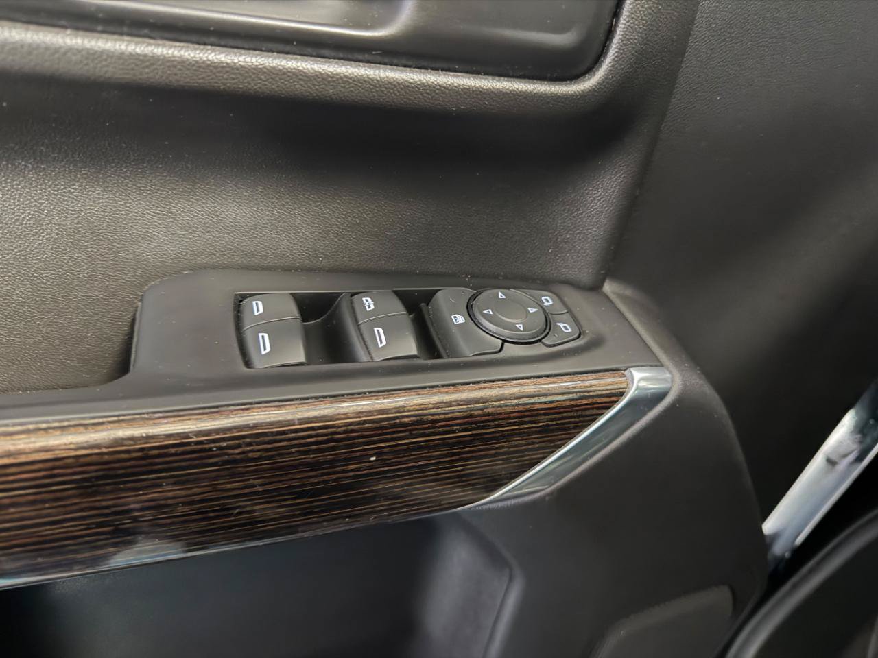 Used 2021 GMC Sierra 1500 Elevation AWD/4WD image 12