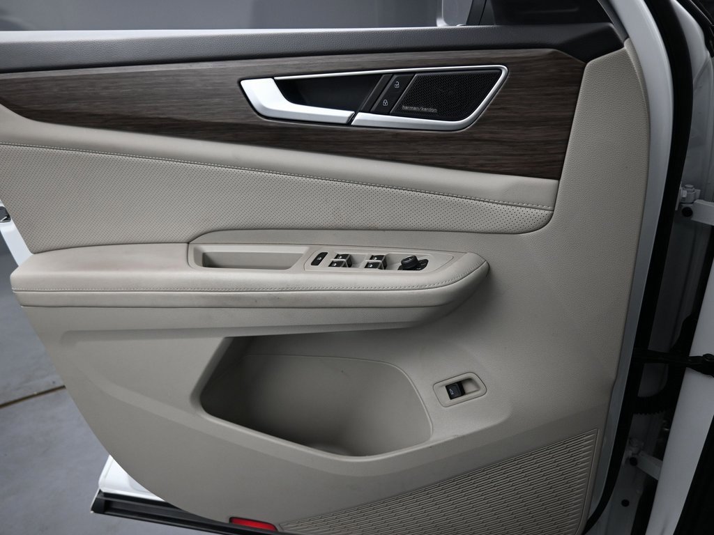 Used 2024 Volkswagen Atlas SEL Premium R-Line image 29