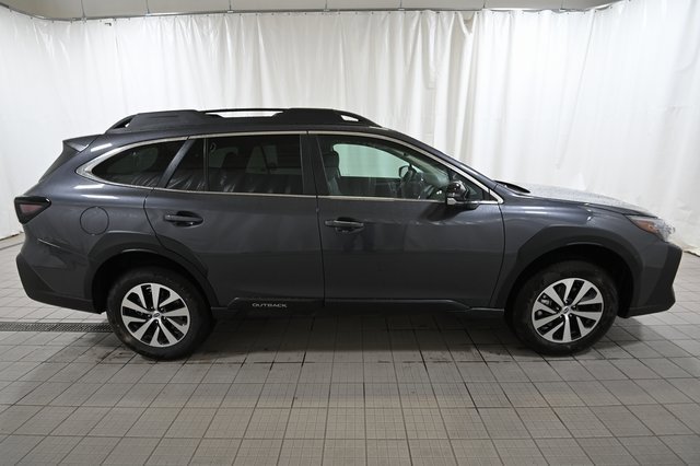 New 2025 Subaru Outback Premium image 13