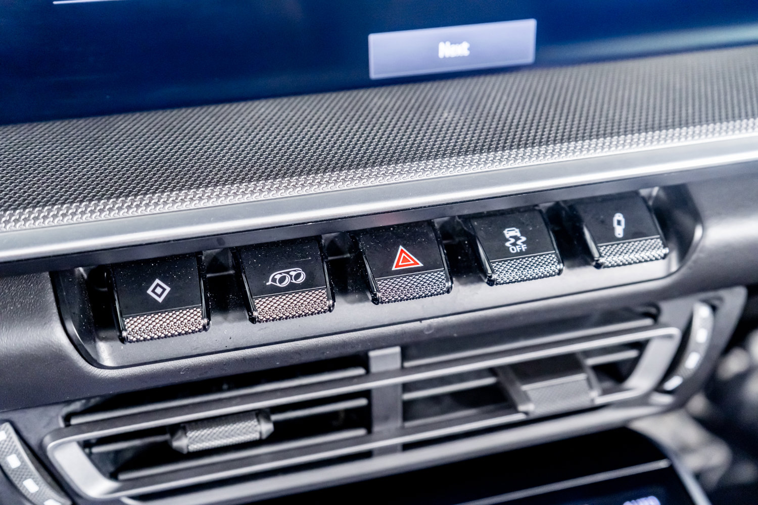 Used 2022 Porsche 911 Turbo image 48