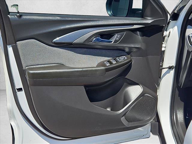 Certified 2021 Chevrolet TrailBlazer LT w/ Convenience Package FWD image 11