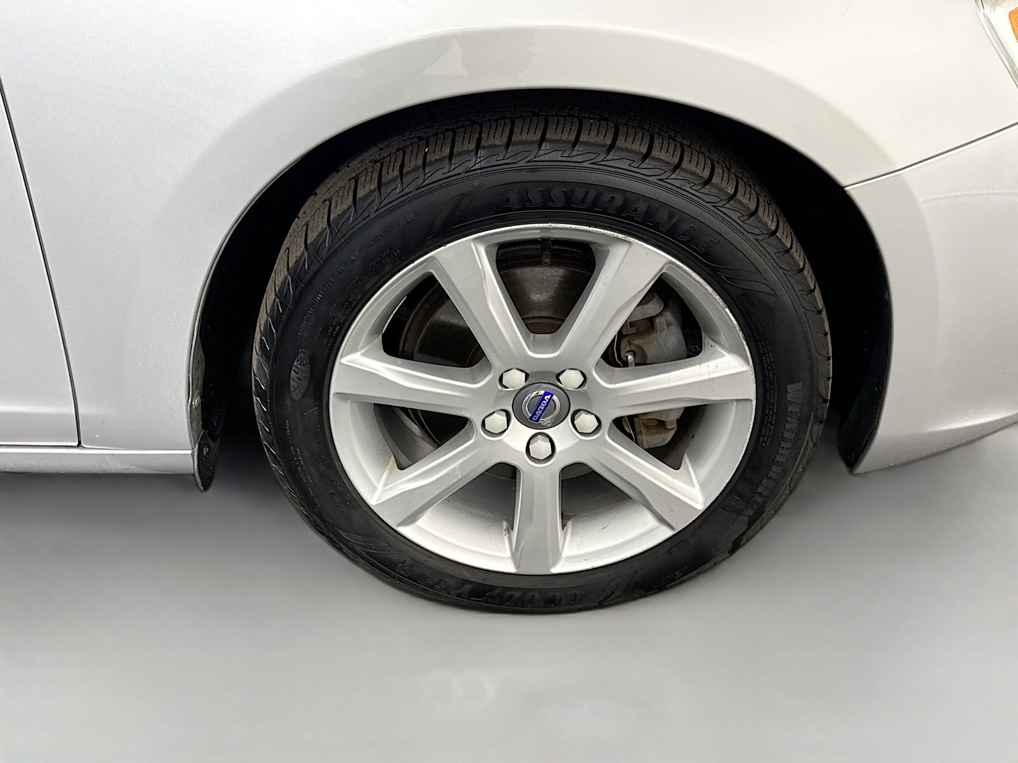 Used 2016 Volvo V60 T5 Platinum w/ Climate Package FWD image 32