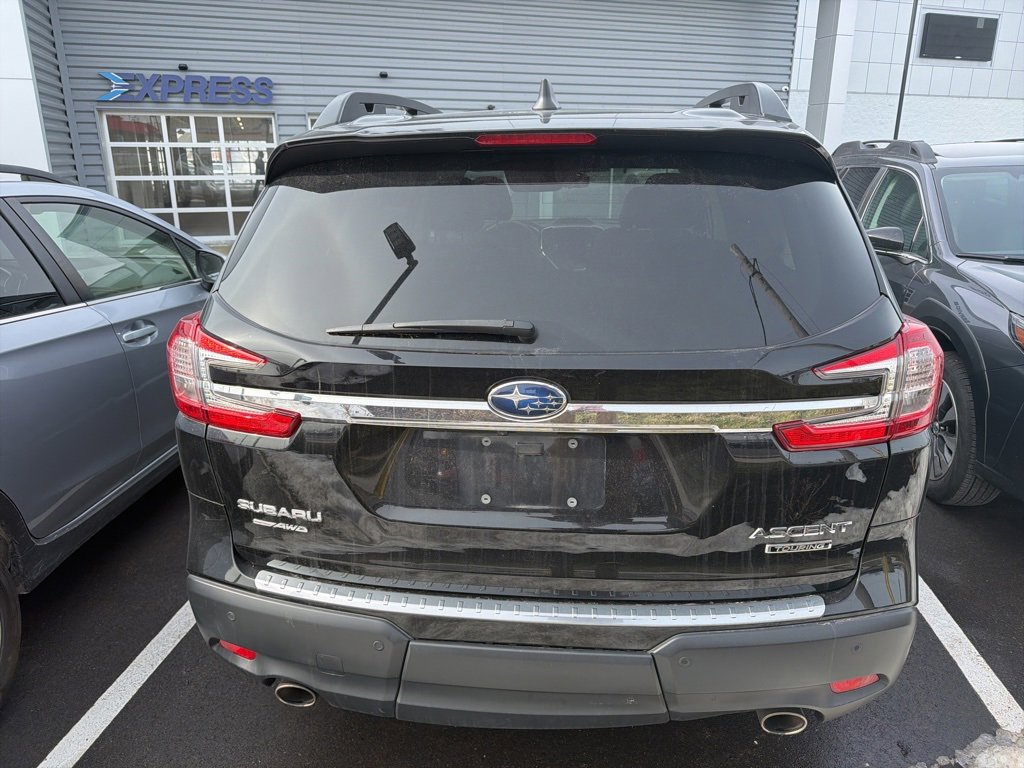 Used 2023 Subaru Ascent Touring image 3