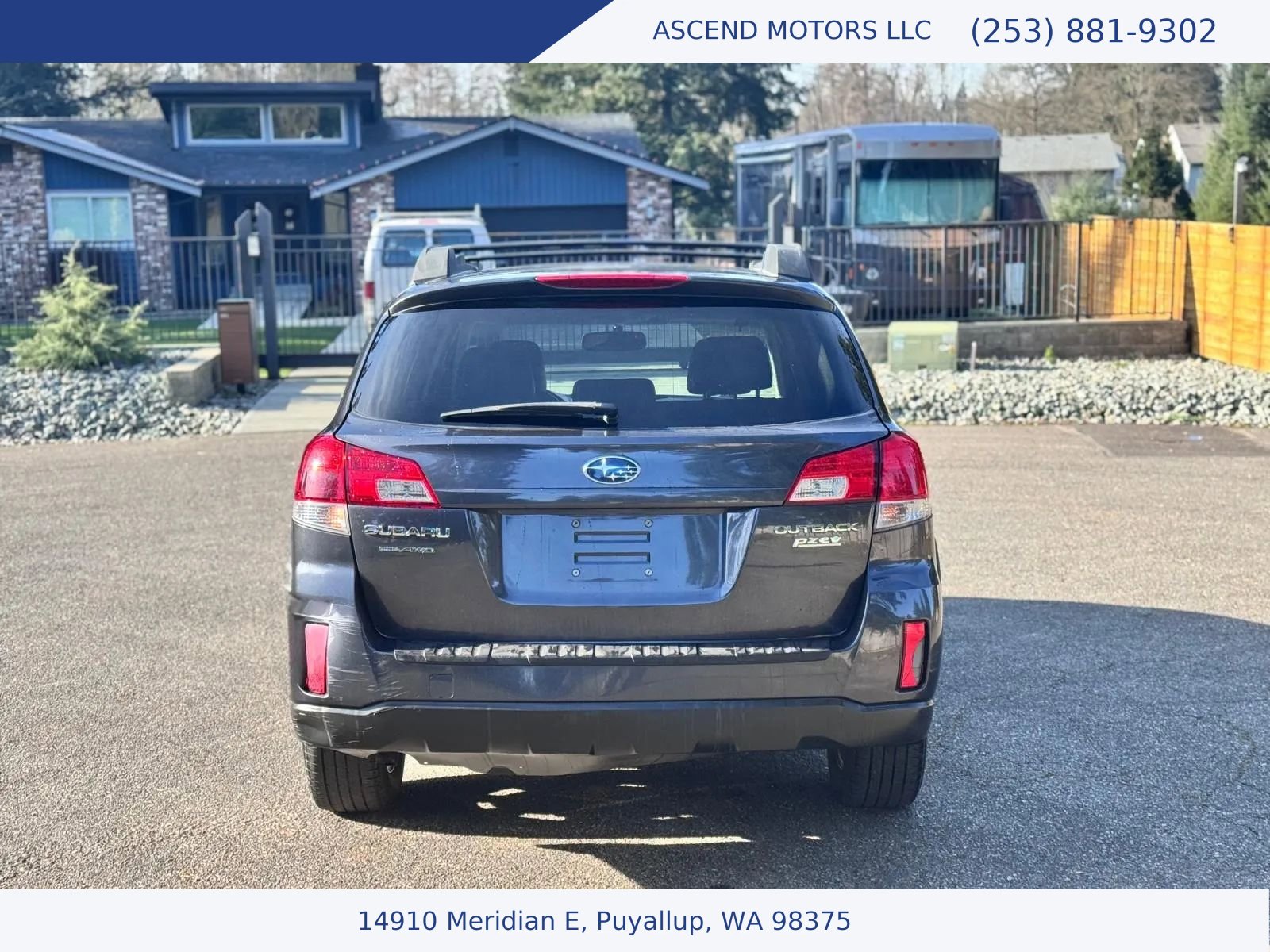 Used 2010 Subaru Outback 2.5i Limited image 4