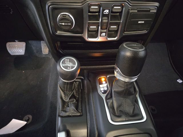 Used 2022 Jeep Gladiator Sport AWD/4WD image 19