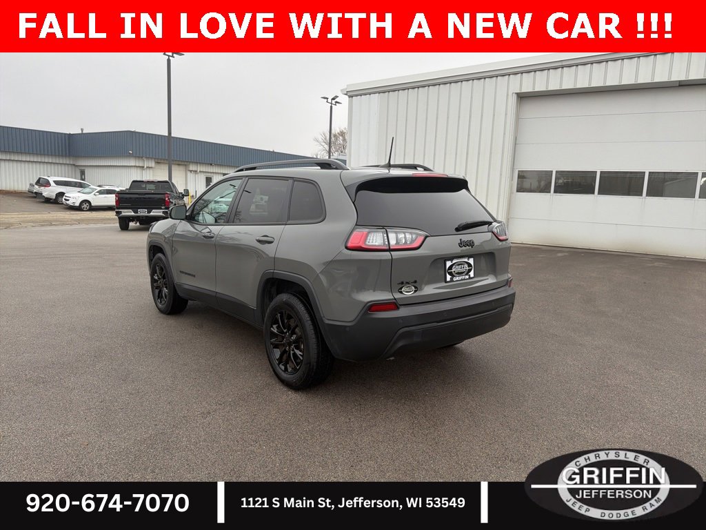 Used 2023 Jeep Cherokee Altitude Lux image 12