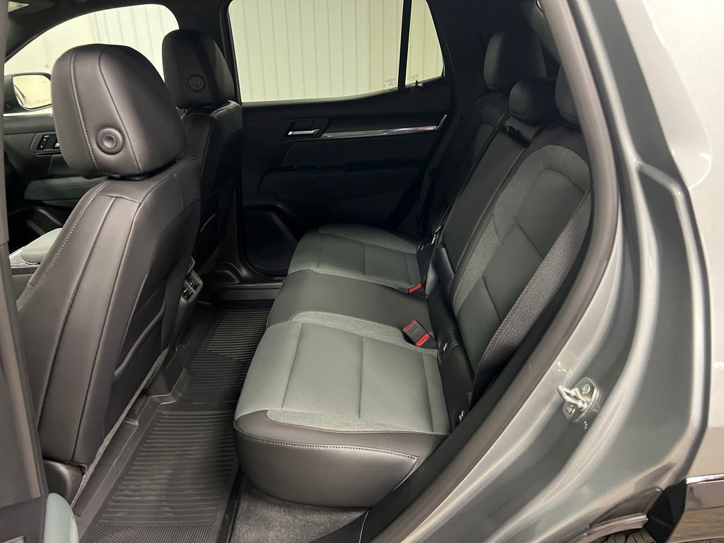 Certified 2026 GMC Terrain AT4 w/ Convenience Package III AWD/4WD image 14