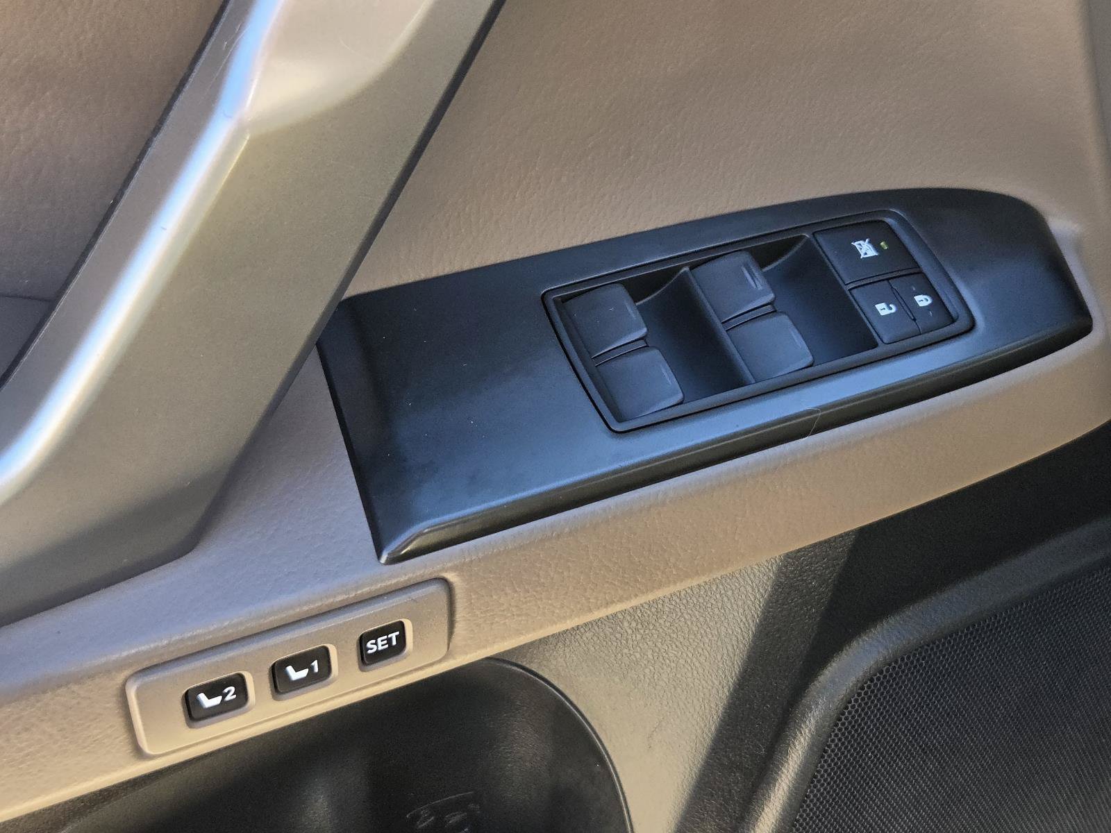 Used 2022 Lexus GX 460 Premium AWD/4WD image 22