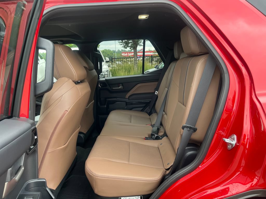 Used 2026 Toyota 4Runner Limited AWD/4WD image 25