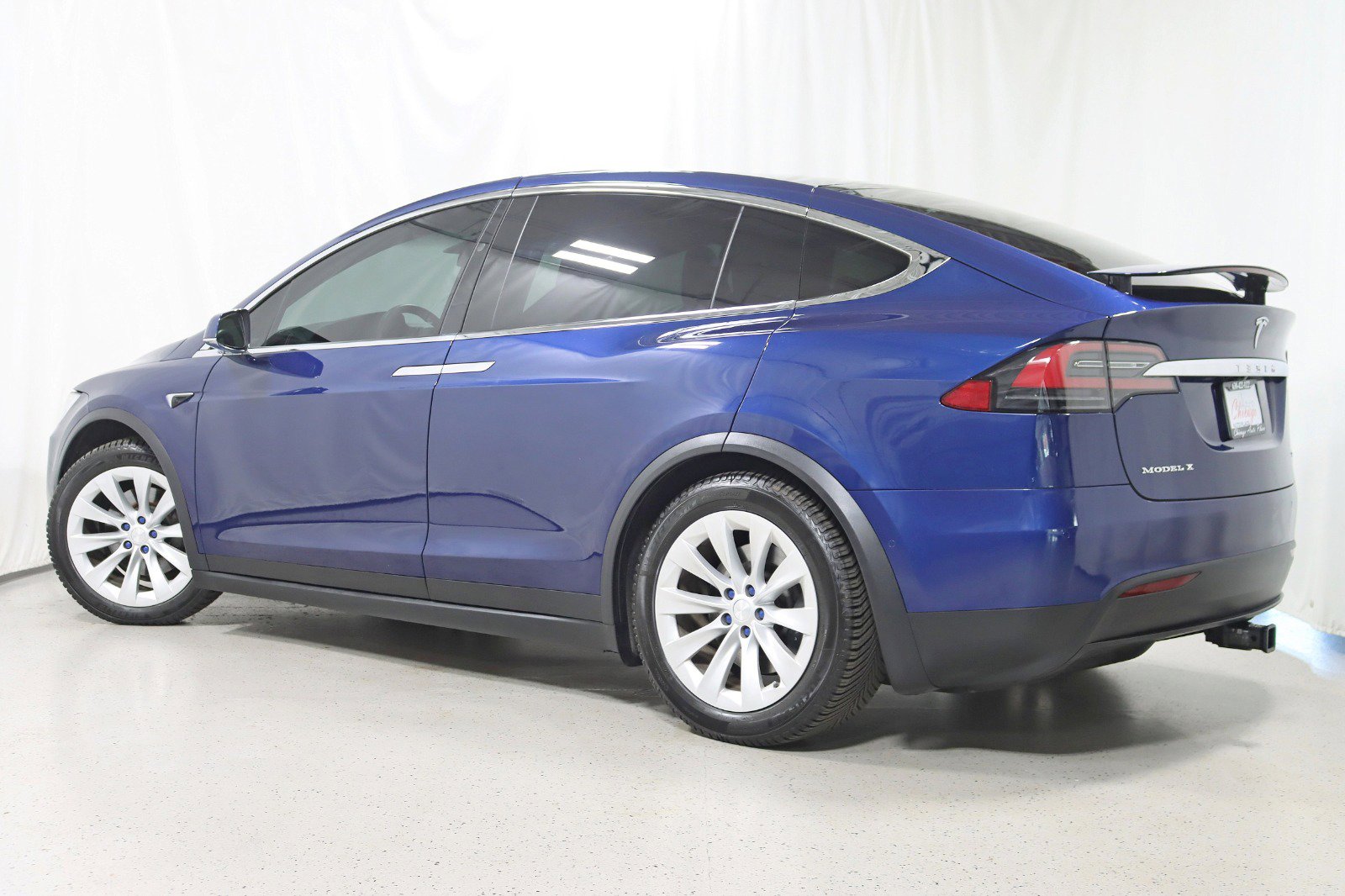 Used 2018 Tesla Model X 75D image 10