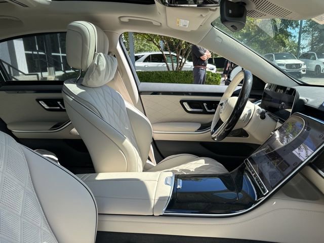New 2026 Mercedes-Benz S 580 4MATIC Sedan image 38