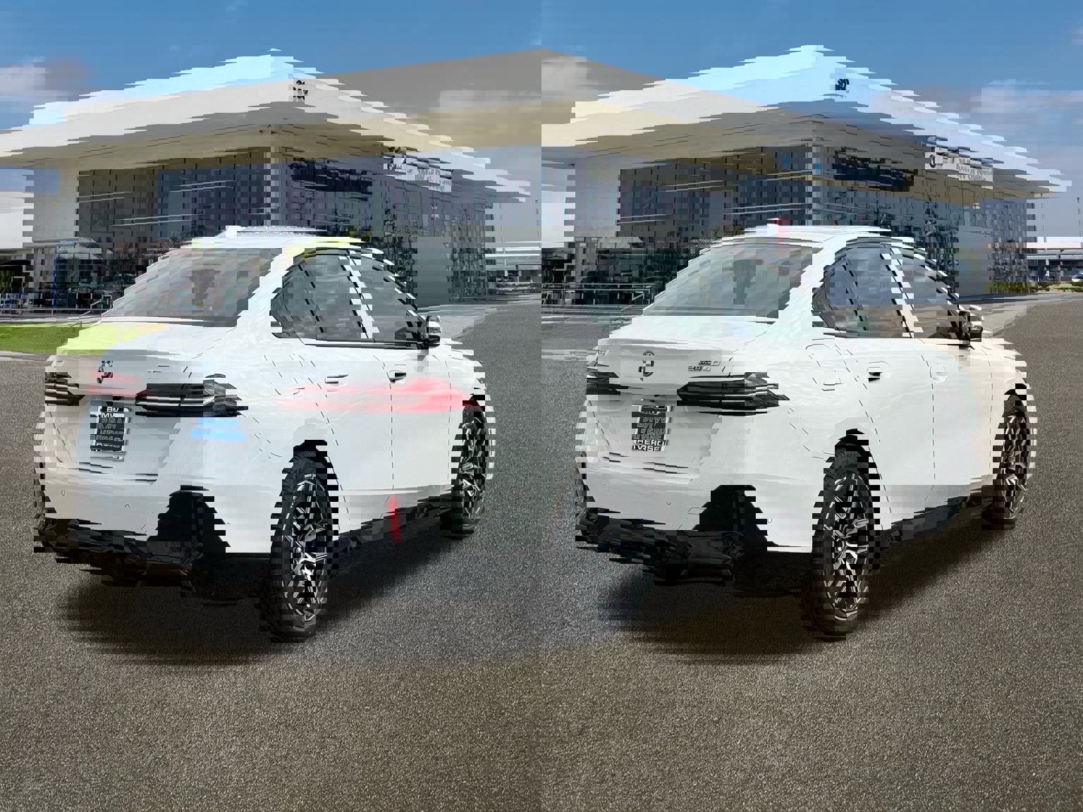 New 2026 BMW i5 eDrive40 w/ M Sport Package image 10