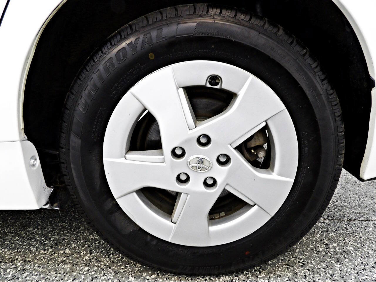 Used 2011 Toyota Prius Two FWD image 18