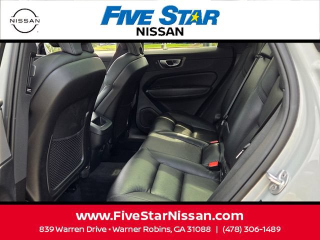 Used 2024 Volvo XC60 B5 Plus w/ Protection Package Premier AWD/4WD image 6
