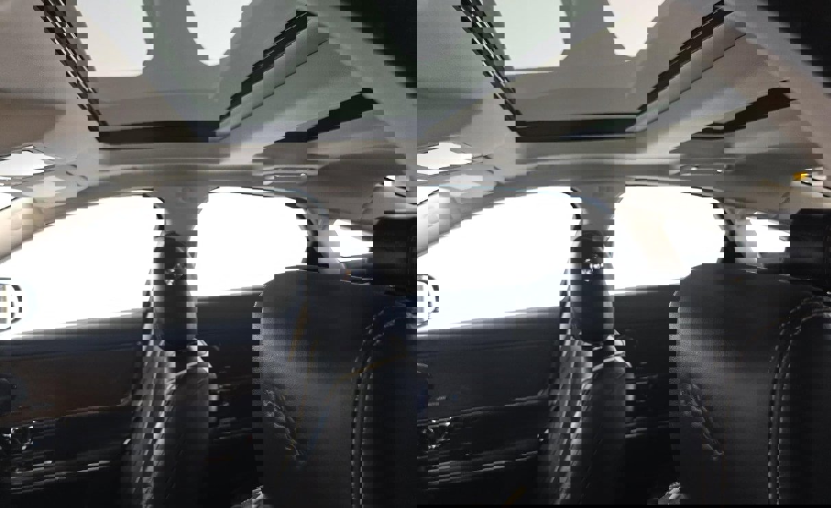 Used 2019 Jaguar XJ Supercharged image 13