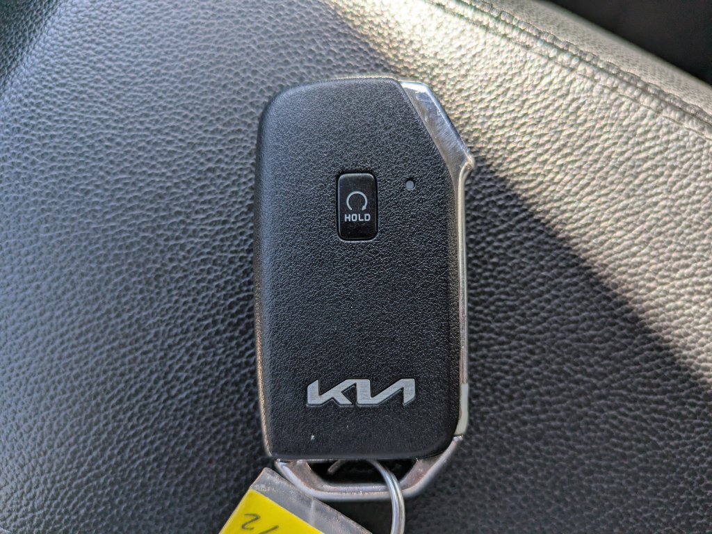 Used 2023 Kia Sportage EX AWD/4WD image 29