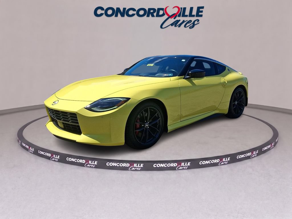 Certified 2024 Nissan Z Performance w/ Floor Mat Package RWD image 4