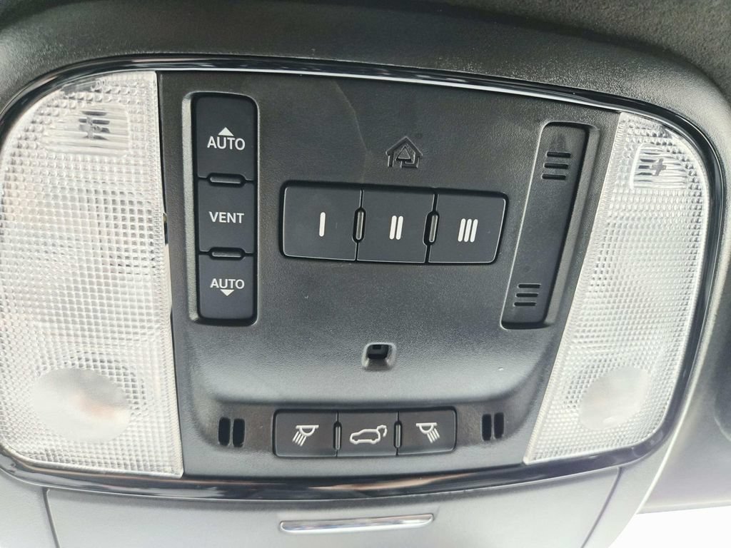 Certified 2023 Dodge Durango R/T AWD/4WD image 39