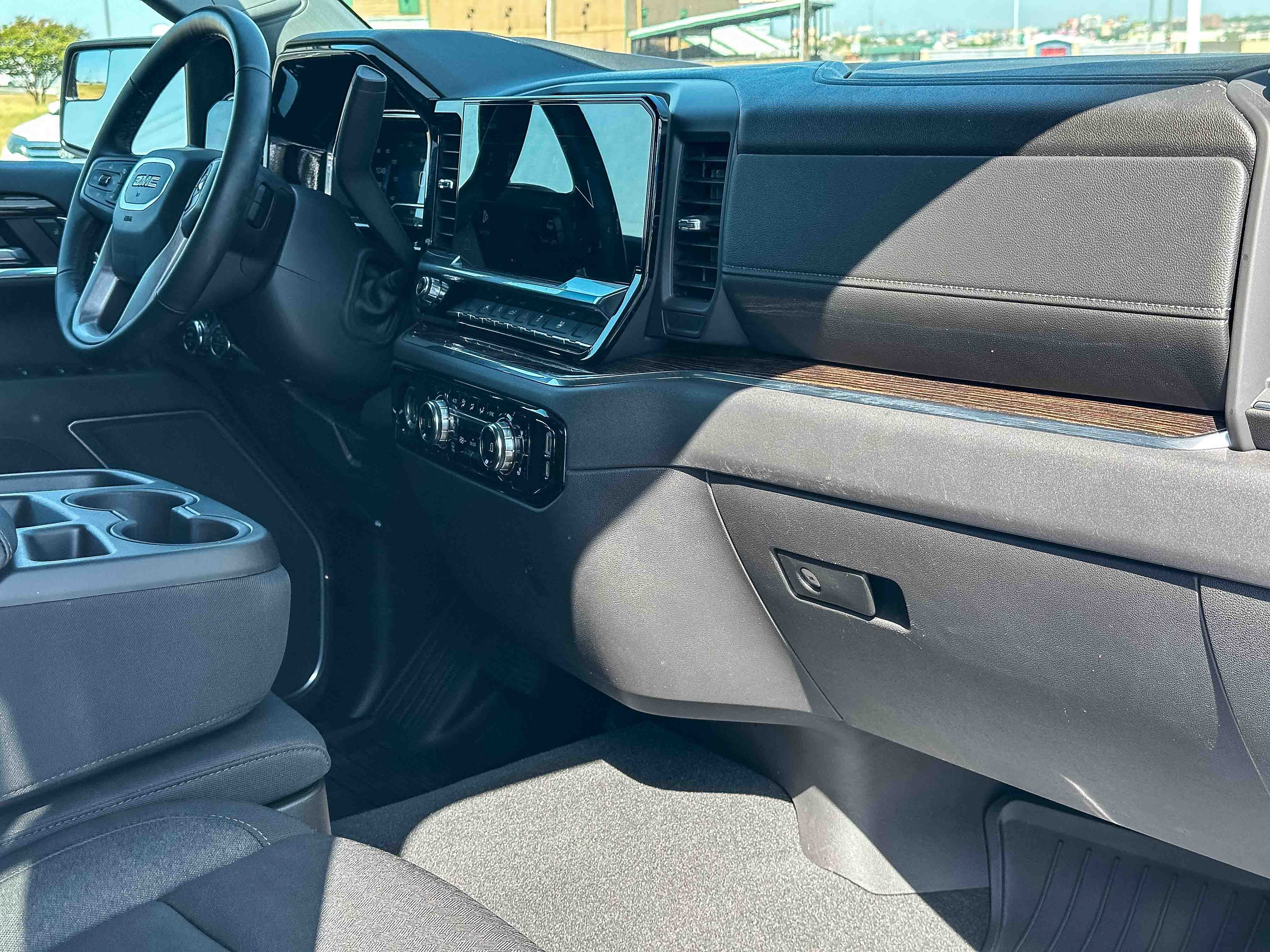 Used 2024 GMC Sierra 1500 Elevation AWD/4WD image 22