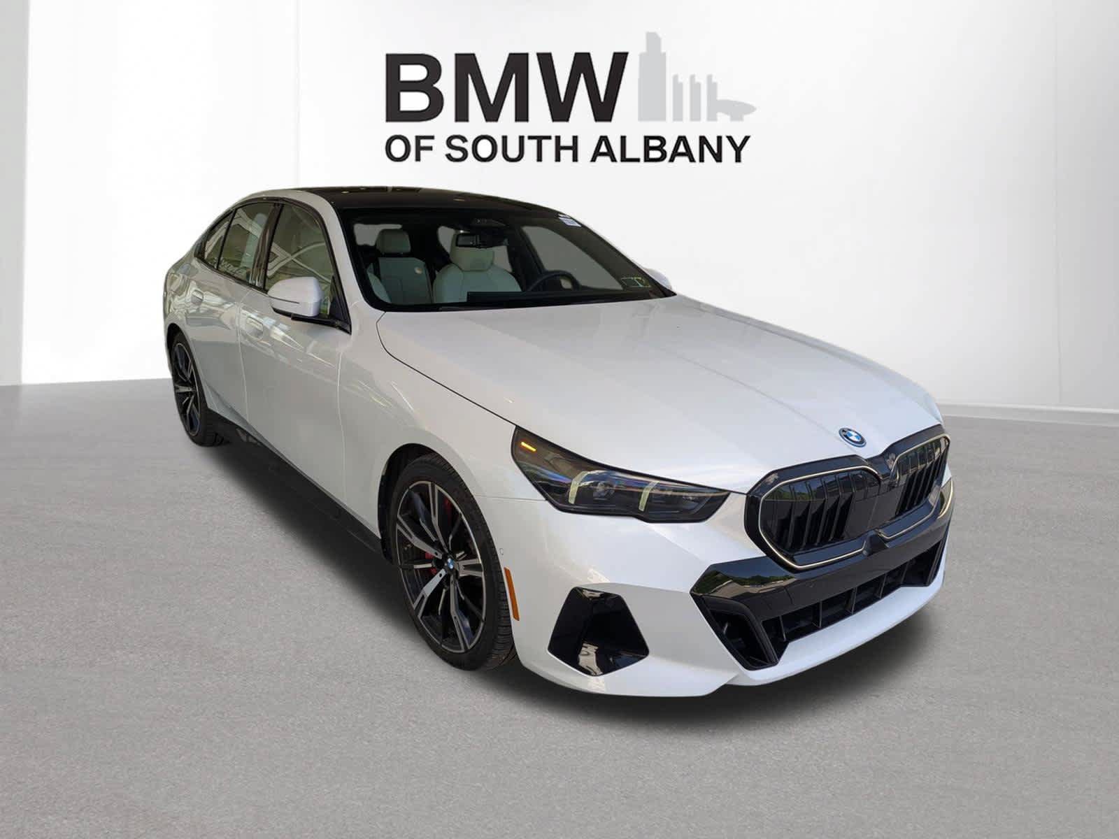 Used 2026 BMW 550e xDrive w/ Premium Package
