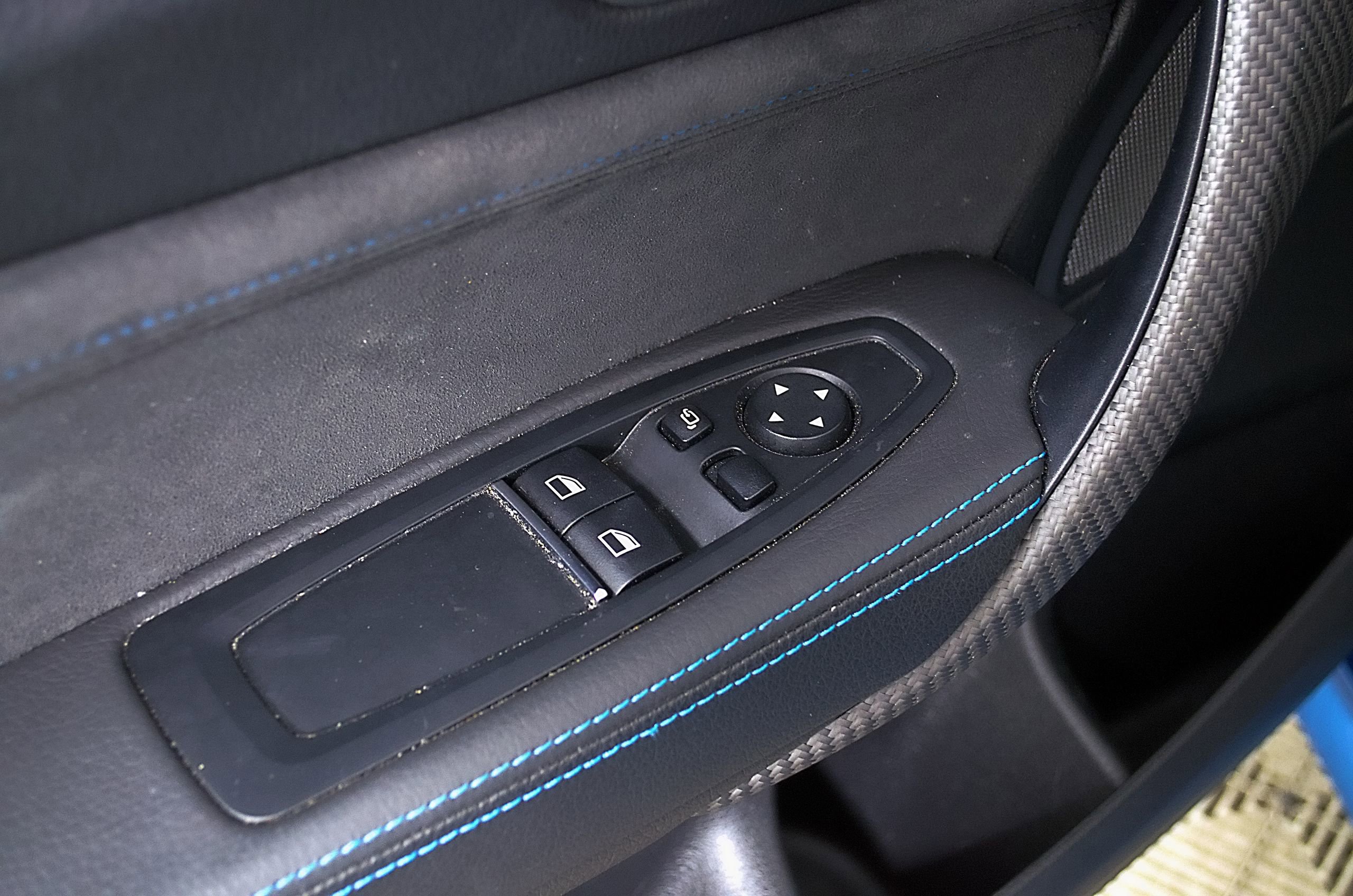 Used 2018 BMW M2 w/ Executive Package RWD image 17